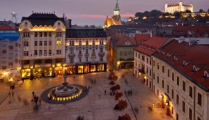 bratislava_castle_and_old_town